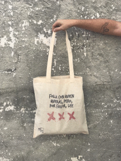 BOLSA FOLLA CON QUI�N QUIERAS, PERO, POR FAVOR, LEE