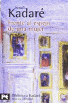 FRENTE AL ESPEJO DE UNA MUJER