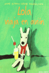 LOLA VIAJA EN AVION
