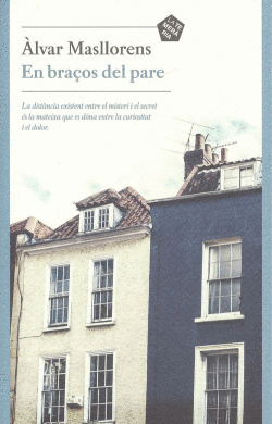 EN BRA�OS DEL PARE